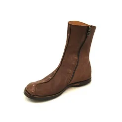 Boots*CYDWOQ Ambush