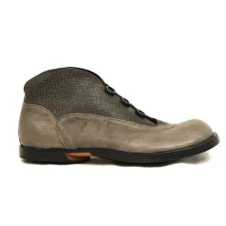 Boots*CYDWOQ Beacon