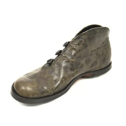 Boots*CYDWOQ Beacon