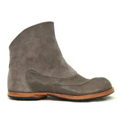 Boots*CYDWOQ Beta