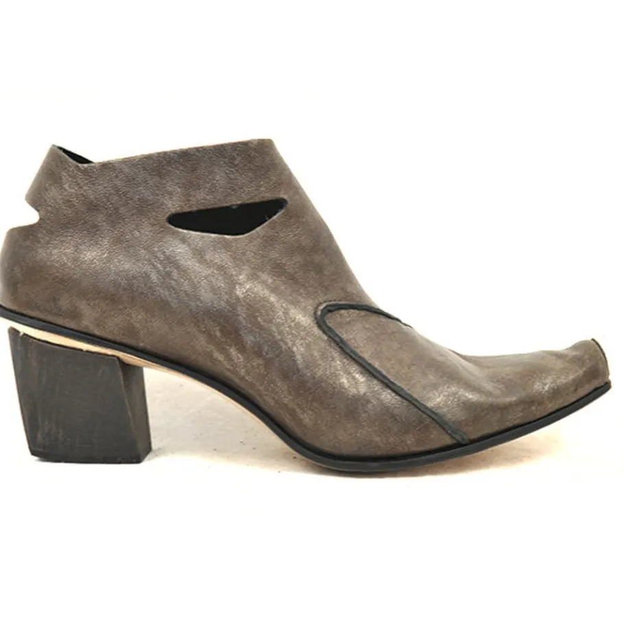 Shoes*CYDWOQ Composite