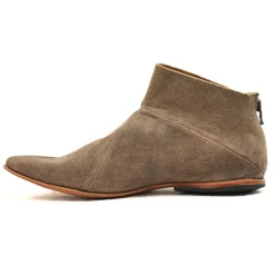 Boots*CYDWOQ Corbel