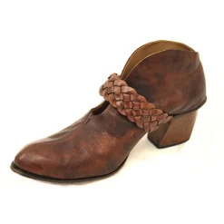 Boots*CYDWOQ Cream