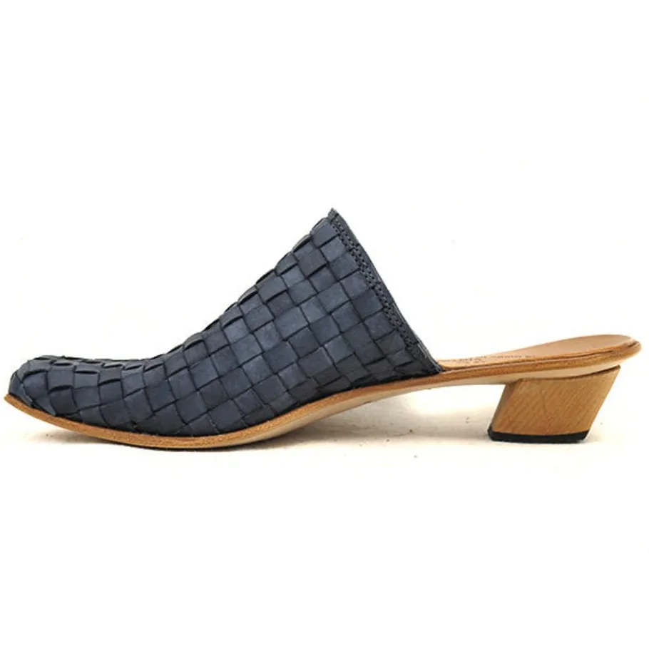 Shoes*CYDWOQ East - M