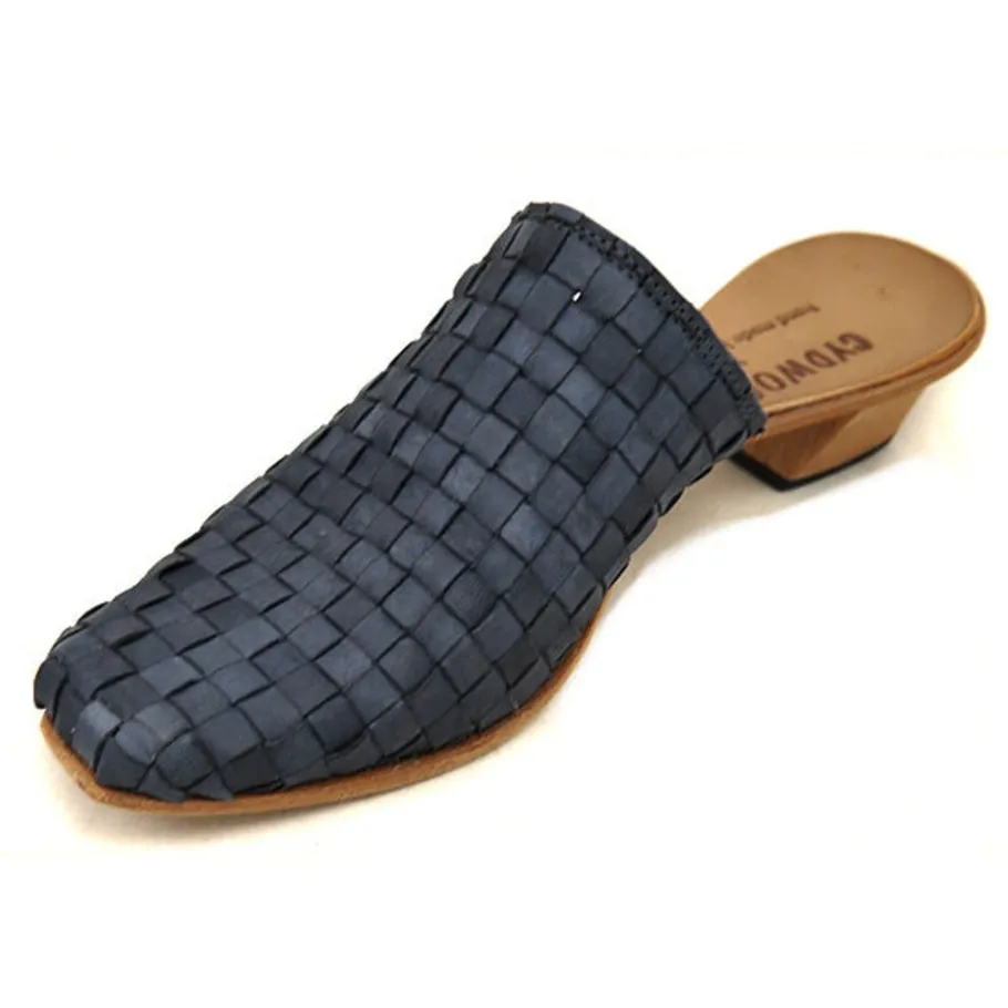 Shoes*CYDWOQ East - M