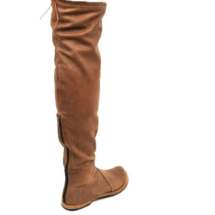 Boots*CYDWOQ Enyo