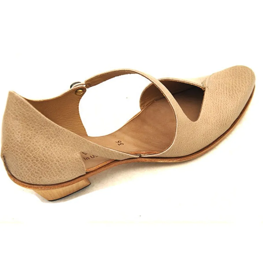 Shoes*CYDWOQ Exterior