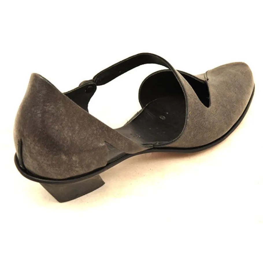 Shoes*CYDWOQ Exterior