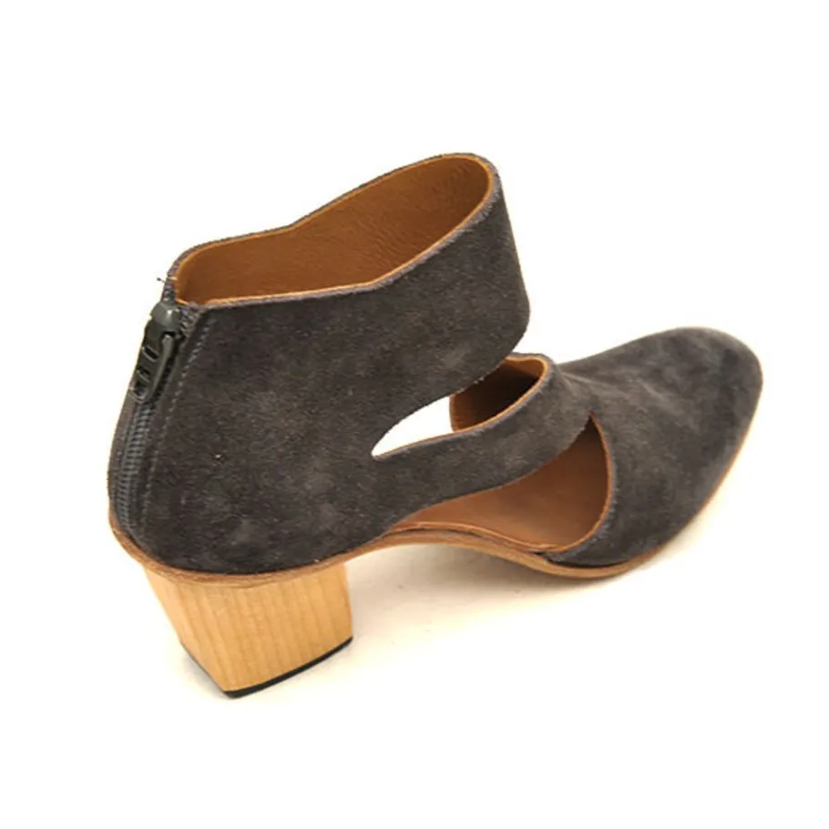 Shoes*CYDWOQ Facade - S