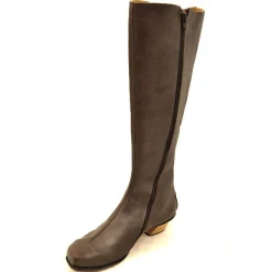 Boots*CYDWOQ Game