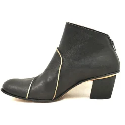 Boots*CYDWOQ Habit