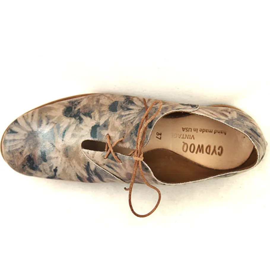 Shoes*CYDWOQ Insight