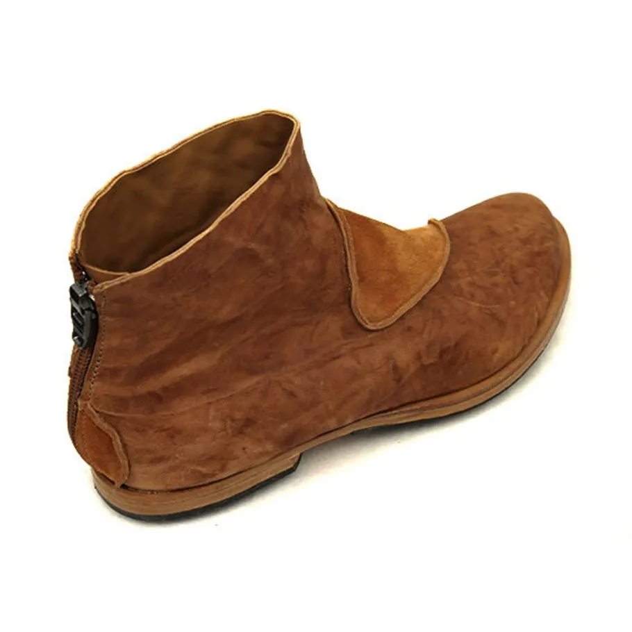 Boots*CYDWOQ Intense