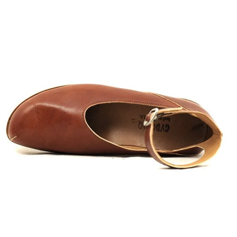 Shoes*CYDWOQ Intern