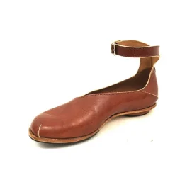 Shoes*CYDWOQ Intern