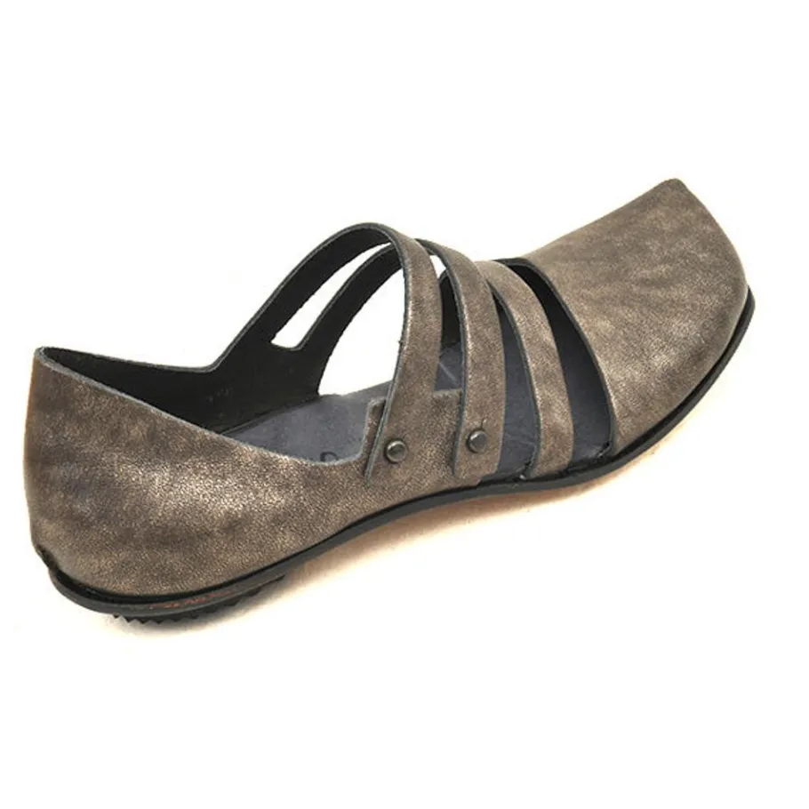 Shoes*CYDWOQ Intersect