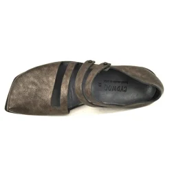 Shoes*CYDWOQ Intersect