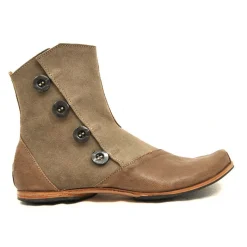 Boots*CYDWOQ Invade