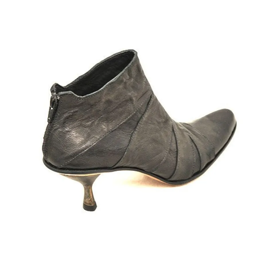 Boots*CYDWOQ Limit