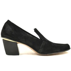 Shoes*CYDWOQ Literary