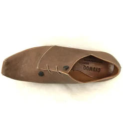 Shoes*CYDWOQ Logic