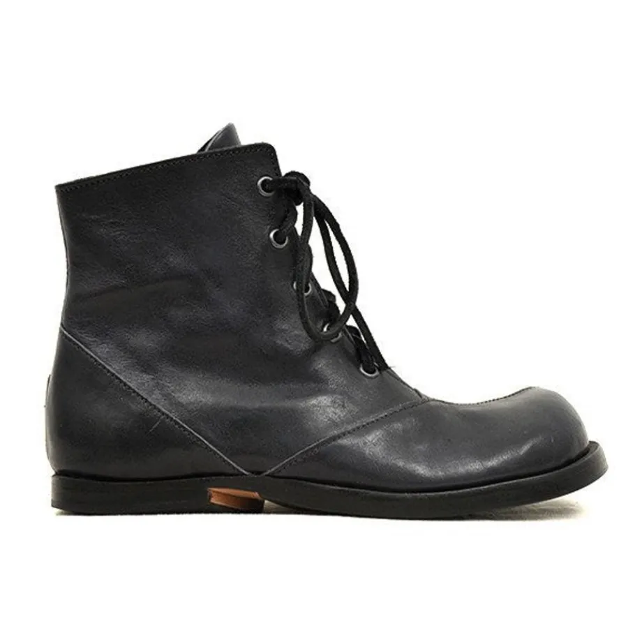 Boots*CYDWOQ Monitor