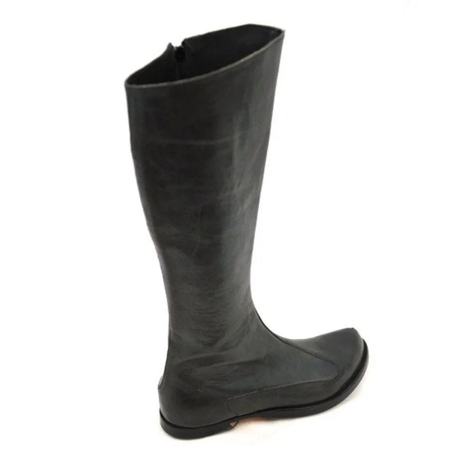 Boots*CYDWOQ Move