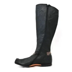 Boots*CYDWOQ Omega