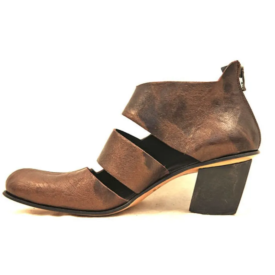 Shoes*CYDWOQ Paradox