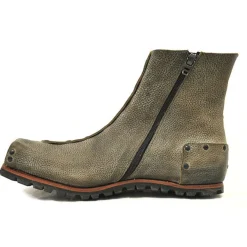 Boots*CYDWOQ Pitstop