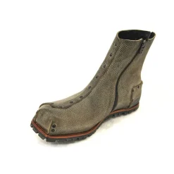 Boots*CYDWOQ Pitstop