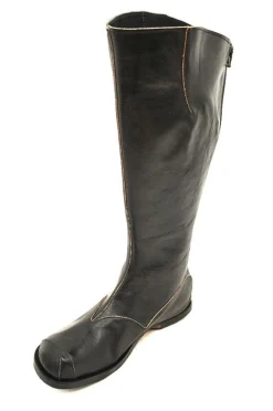 Boots*CYDWOQ Politics
