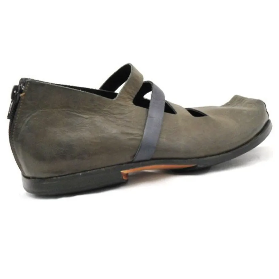 Shoes*CYDWOQ Primary