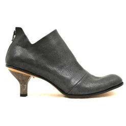 Boots*CYDWOQ Protest
