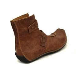 Boots*CYDWOQ Runway