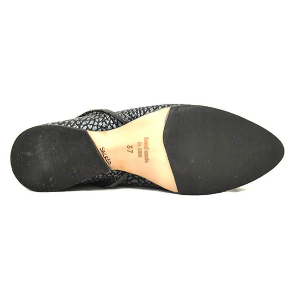 Boots*CYDWOQ Sacred