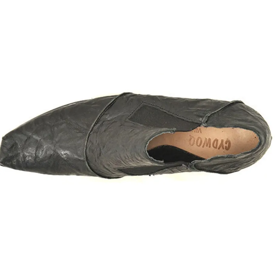 Shoes*CYDWOQ Shortcut