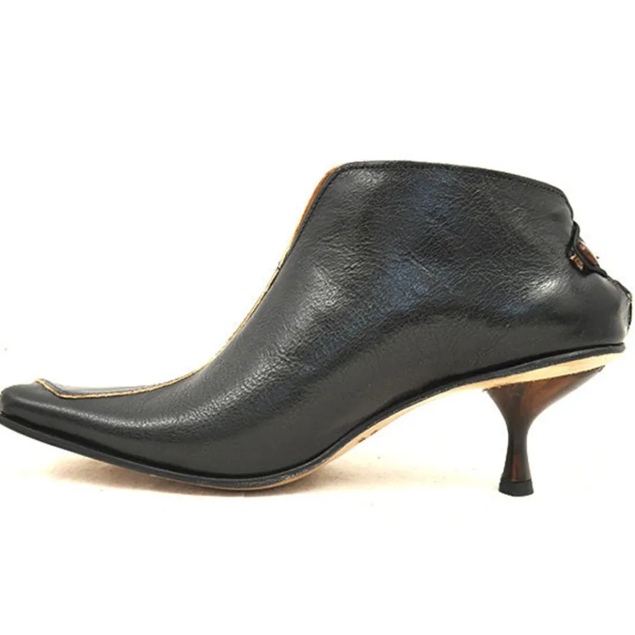 Boots*CYDWOQ Skate