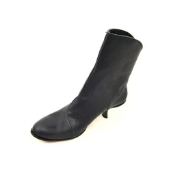 Boots*CYDWOQ Tango