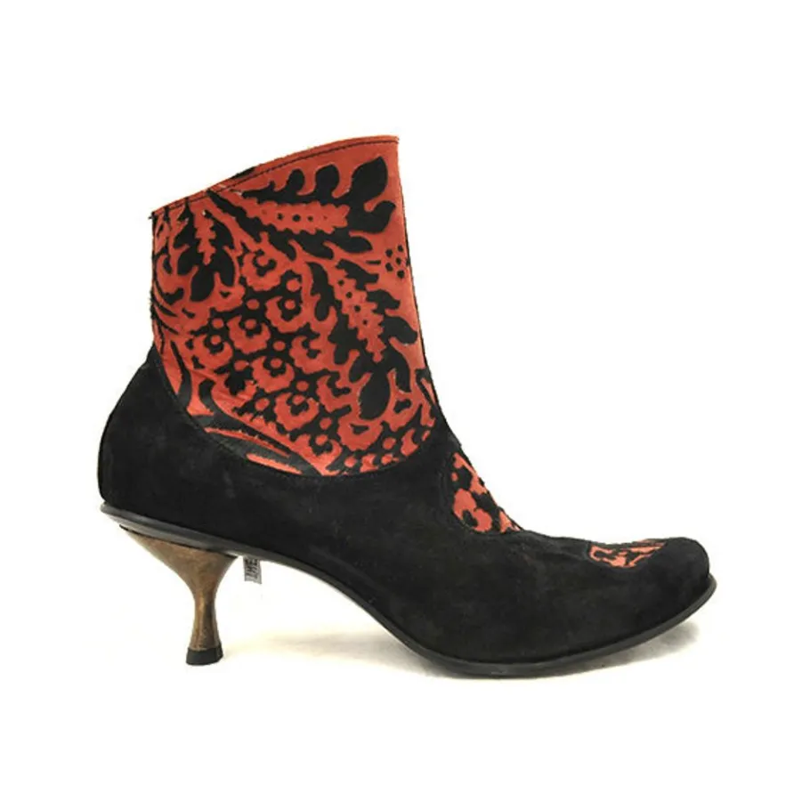 Boots*CYDWOQ Theta-S