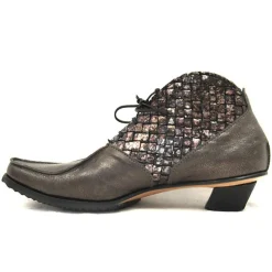 Boots*CYDWOQ Tribal