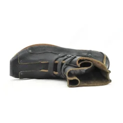 Boots*CYDWOQ Trident