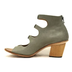 Boots*CYDWOQ Unite